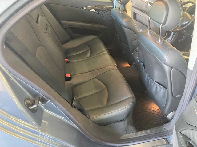 Mercedes-benz e320 classic automaat, 68-jgz-5 - afbeelding 6 van  17