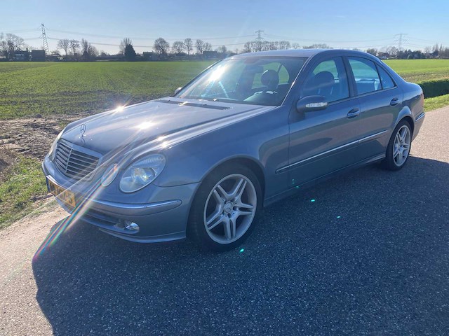 Mercedes-benz e320 classic automaat, 68-jgz-5 - afbeelding 1 van  17