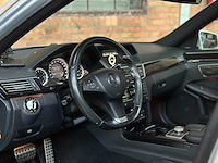 Mercedes-benz e500 5.5 v8 amg e-klasse 388pk 2009 -youngtimer- - afbeelding 11 van  45