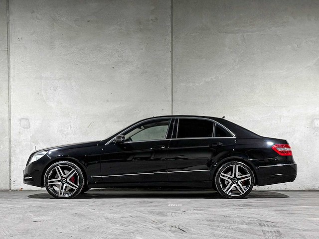 Mercedes-benz e500 avantgarde 5.5 v8 387pk 2011 e-klasse, jks-29-n - afbeelding 7 van  32