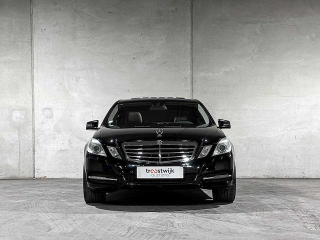 Mercedes-benz e500 avantgarde 5.5 v8 387pk 2011 e-klasse, jks-29-n - afbeelding 29 van  32