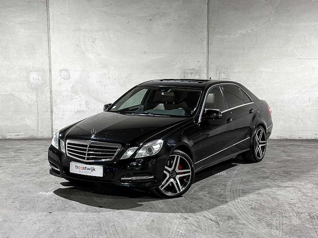 Mercedes-benz e500 avantgarde 5.5 v8 387pk 2011 e-klasse, jks-29-n - afbeelding 33 van  42