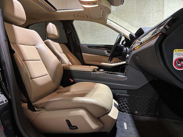 Mercedes-benz e500 avantgarde 5.5 v8 387pk 2011 e-klasse, jks-29-n - afbeelding 37 van  44