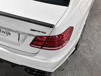 Mercedes-benz e63 amg 5.5 v8 557pk 2015 e-klasse, hzj-36-d - afbeelding 14 van  50