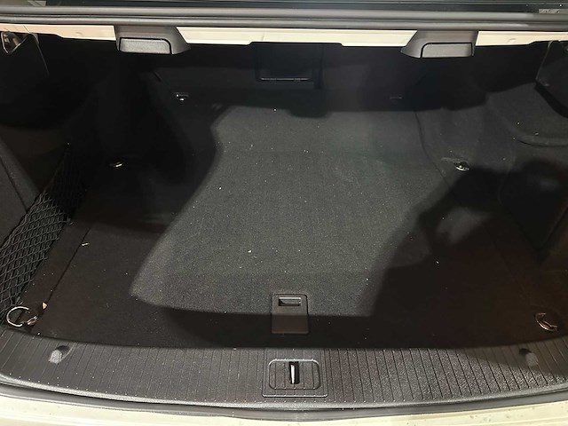 Mercedes-benz e63 amg 5.5 v8 557pk 2015 e-klasse, hzj-36-d - afbeelding 40 van  50