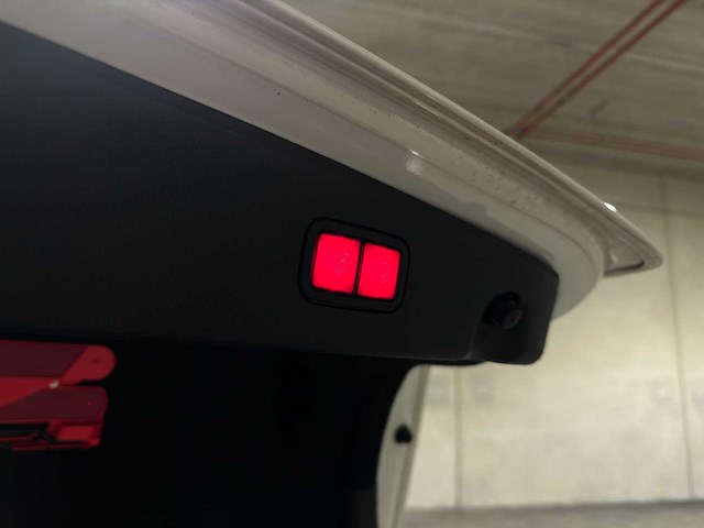 Mercedes-benz e63 amg 5.5 v8 557pk 2015 e-klasse, hzj-36-d - afbeelding 48 van  50