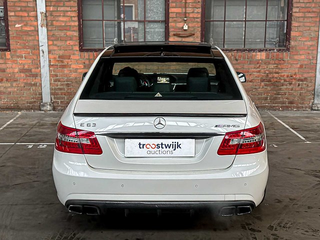 Mercedes-benz e63 amg 6.2 v8 -carbon- 525pk 2010 (origineel-nl) e-klasse, 47-lkb-6 - afbeelding 31 van  51