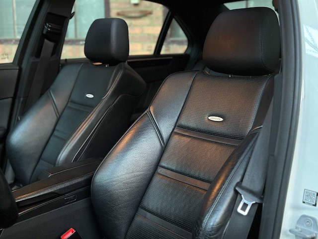 Mercedes-benz e63 amg 6.2 v8 -carbon- 525pk 2010 (origineel-nl) e-klasse, 47-lkb-6 - afbeelding 23 van  51