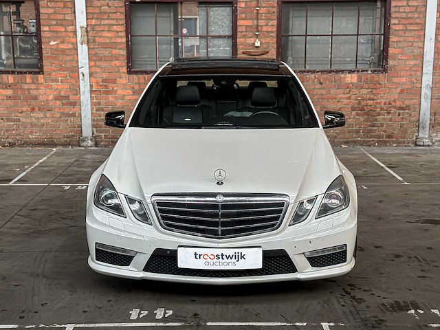 Mercedes-benz e63 amg 6.2 v8 -carbon- 525pk 2010 (origineel-nl) e-klasse, 47-lkb-6 - afbeelding 26 van  51