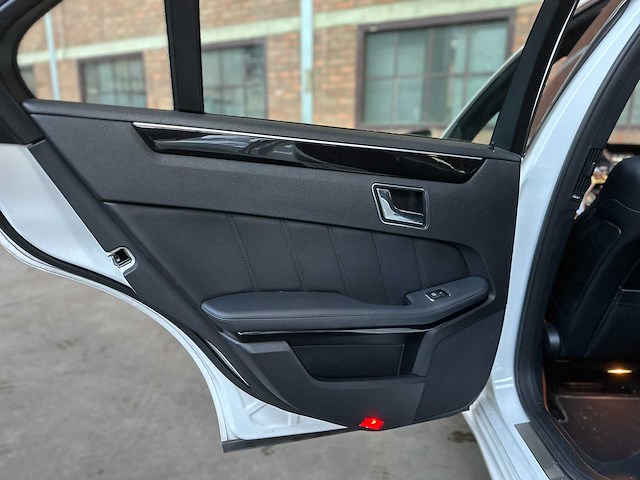 Mercedes-benz e63 amg 6.2 v8 -carbon- 525pk 2010 (origineel-nl) e-klasse, 47-lkb-6 - afbeelding 28 van  49