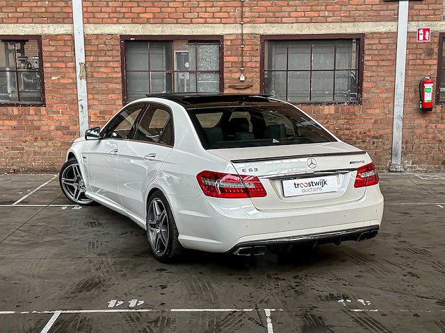Mercedes-benz e63 amg 6.3 v8 -carbon- 525pk 2010 (origineel-nl) e-klasse, 47-lkb-6 - afbeelding 8 van  51