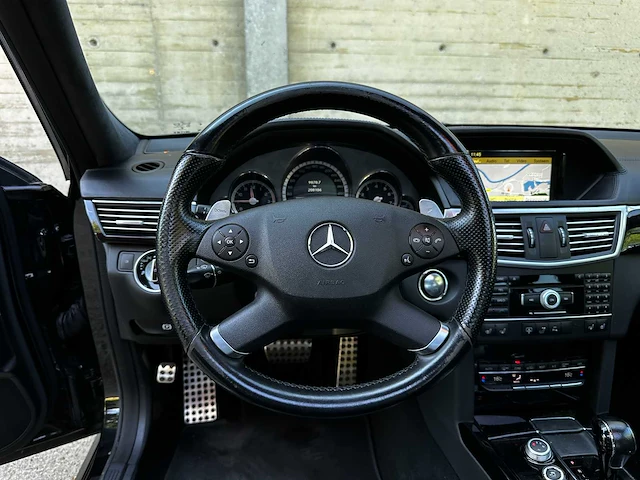 Mercedes-benz e63 amg 6.3 v8 525pk 2011 e-klasse, r-854-hf - afbeelding 20 van  61