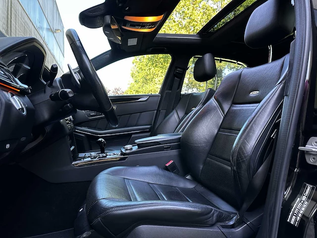 Mercedes-benz e63 amg 6.3 v8 525pk 2011 e-klasse, r-854-hf - afbeelding 36 van  61