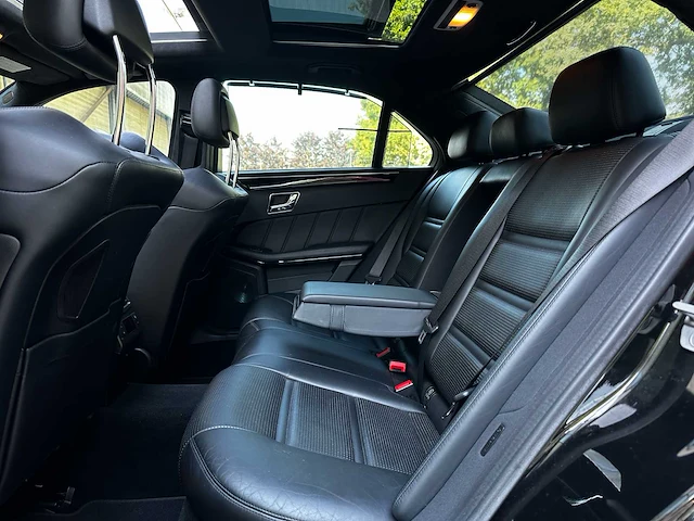 Mercedes-benz e63 amg 6.3 v8 525pk 2011 e-klasse, r-854-hf - afbeelding 39 van  61