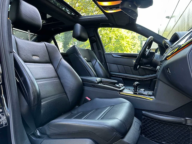 Mercedes-benz e63 amg 6.3 v8 525pk 2011 e-klasse, r-854-hf - afbeelding 46 van  61