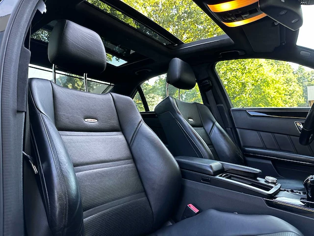 Mercedes-benz e63 amg 6.3 v8 525pk 2011 e-klasse, r-854-hf - afbeelding 47 van  61