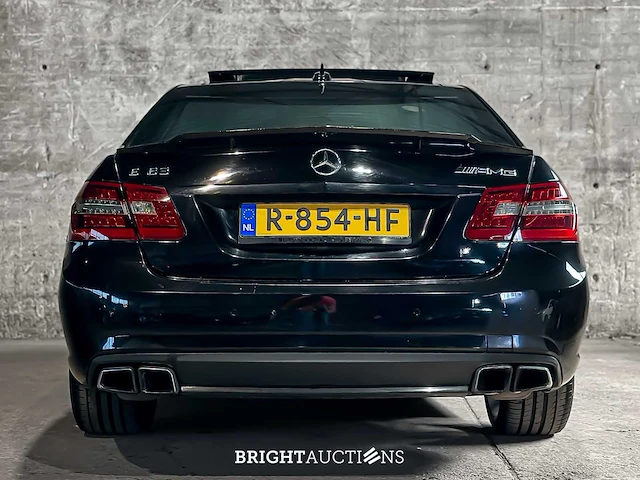 Mercedes-benz e63 amg 6.3 v8 525pk 2011, r-854-hf - afbeelding 13 van  63