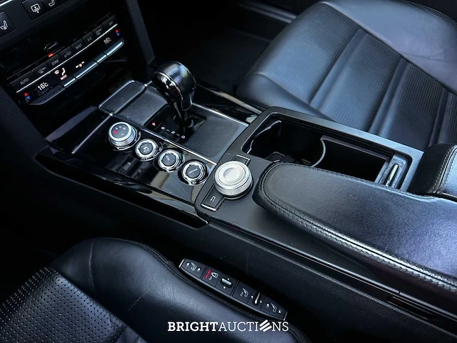 Mercedes-benz e63 amg 6.3 v8 525pk 2011, r-854-hf - afbeelding 29 van  63