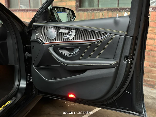 Mercedes-benz e63s amg estate 4.0 v8 4matic premium plus edition 1 612pk 2018 (origineel-nl) e-klasse, sj-346-k - afbeelding 77 van  91