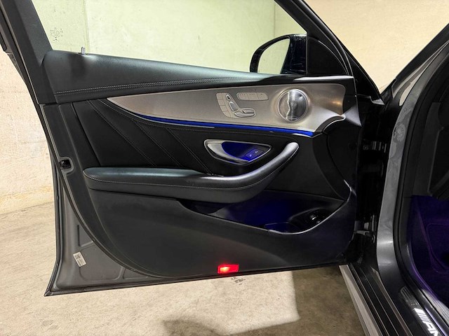 Mercedes-benz e63s estate amg 4.0 v8 premium plus 612pk 2019 e-klasse, s-447-ps - afbeelding 29 van  48