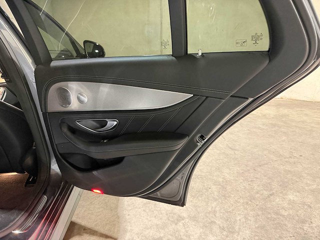 Mercedes-benz e63s estate amg 4.0 v8 premium plus 612pk 2019 e-klasse, s-447-ps - afbeelding 37 van  48
