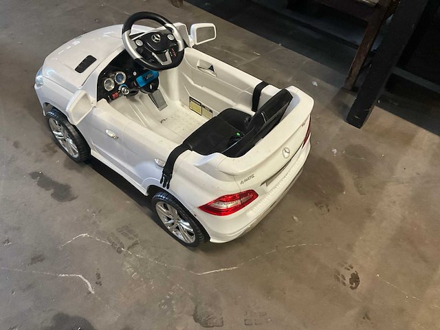 Mercedes benz elektrische kinder auto - afbeelding 5 van  8