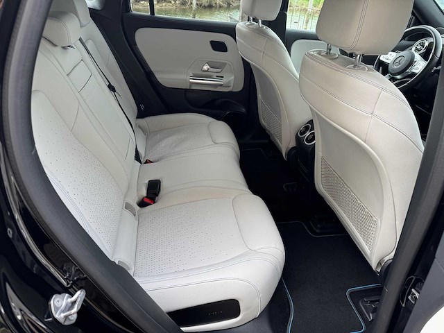 Mercedes-benz eqa 250 amg edition 1. gold 67 kwh k-280-xs 2021 - afbeelding 25 van  74