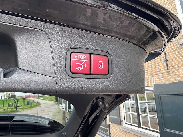 Mercedes-benz eqa 250 amg edition 1. gold 67 kwh k-280-xs 2021 - afbeelding 33 van  74