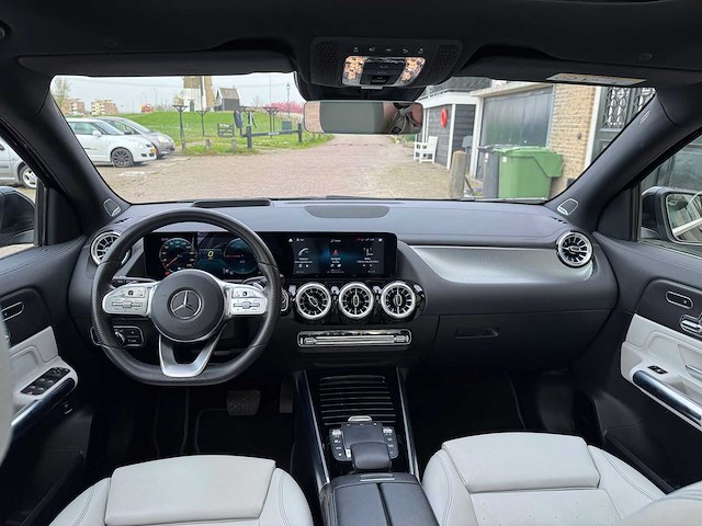 Mercedes-benz eqa 250 amg edition 1. gold 67 kwh k-280-xs 2021 - afbeelding 50 van  74