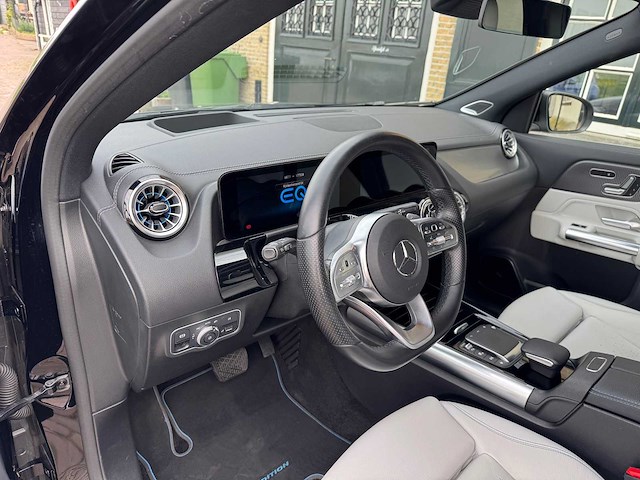 Mercedes-benz eqa 250 amg edition 1. gold 67 kwh k-280-xs 2021 - afbeelding 15 van  51