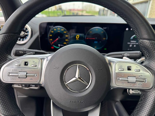 Mercedes-benz eqa 250 amg edition 1. gold 67 kwh k-280-xs 2021 - afbeelding 22 van  51