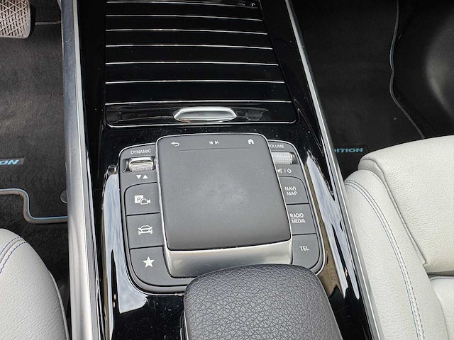 Mercedes-benz eqa 250 amg edition 1. gold 67 kwh k-280-xs 2021 - afbeelding 24 van  51