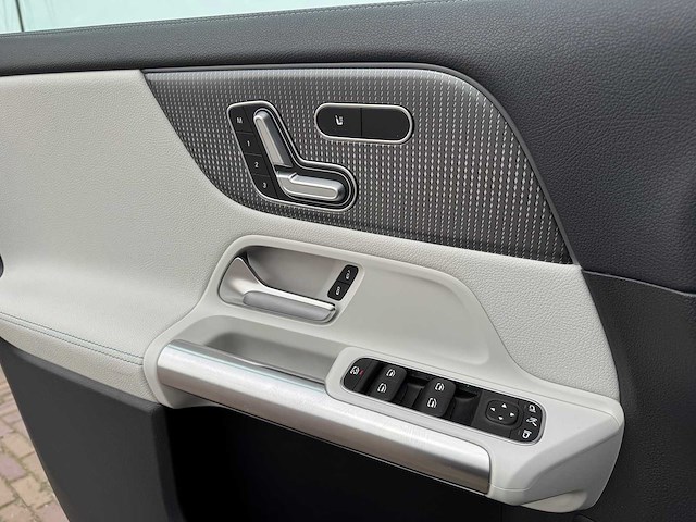 Mercedes-benz eqa 250 amg edition 1. gold 67 kwh k-280-xs 2021 - afbeelding 26 van  51