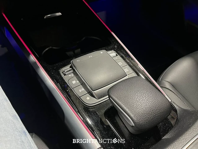 Mercedes-benz eqb 25067 luxury line 67 kwh 190pk 2022 (origineel-nl) eqb-klasse, r-634-kh - afbeelding 7 van  30