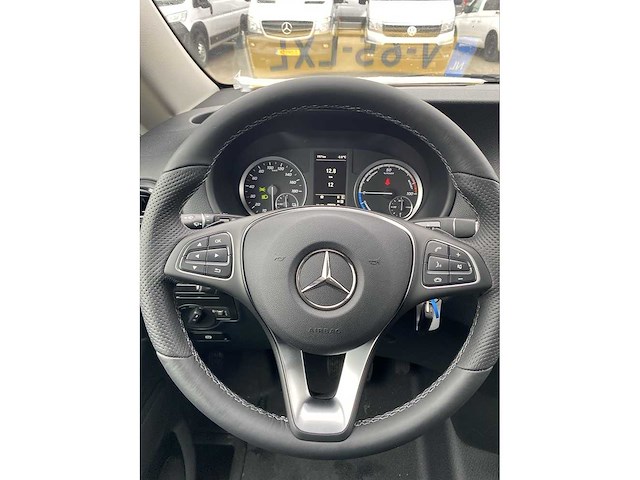 Mercedes-benz evito 112 l2 60 kwh bedrijfswagen - afbeelding 7 van  19