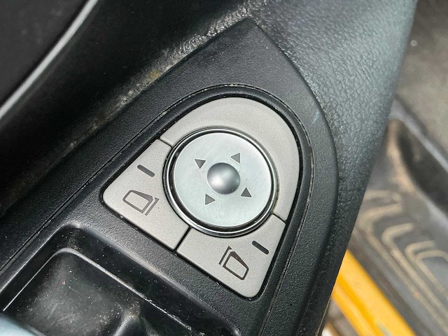 Mercedes-benz evito bedrijfswagen / bev - afbeelding 8 van  31