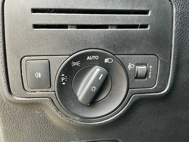 Mercedes-benz evito bedrijfswagen / bev - afbeelding 21 van  35