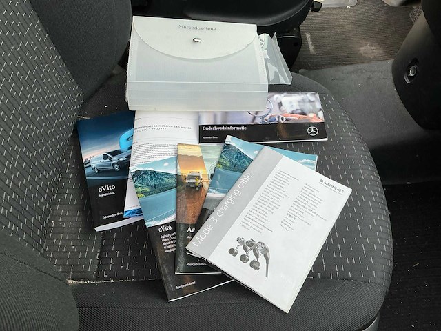 Mercedes-benz evito bedrijfswagen / bev - afbeelding 29 van  35