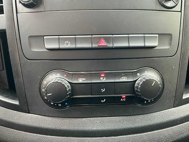 Mercedes-benz evito bedrijfswagen / bev - afbeelding 13 van  34