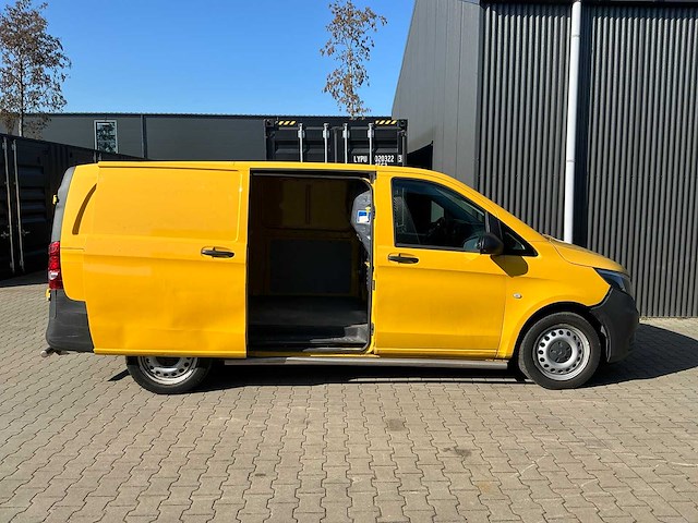 Mercedes-benz evito bedrijfswagen / bev - afbeelding 11 van  12