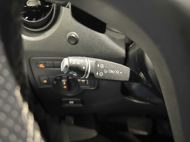 Mercedes-benz evito tourer pro l3 90 kwh 9 persoons elektrisch n-394-nk - afbeelding 8 van  31