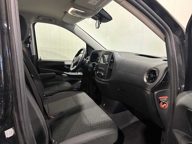 Mercedes-benz evito tourer pro l3 90 kwh 9 persoons n-394-nk - afbeelding 4 van  31