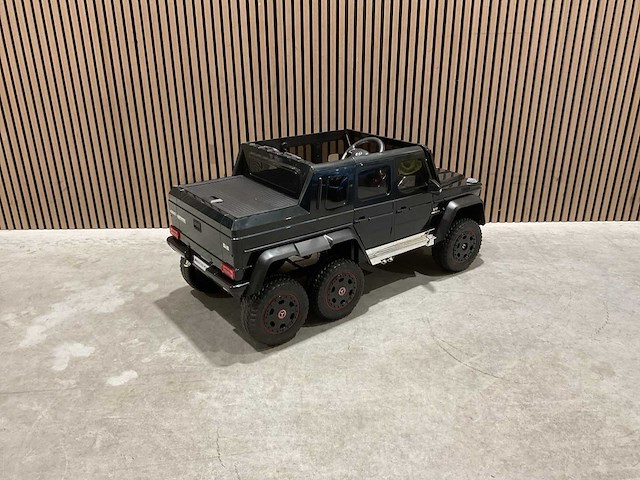 Mercedes benz g63 amg 6x6 elektrische kinderauto - afbeelding 9 van  42