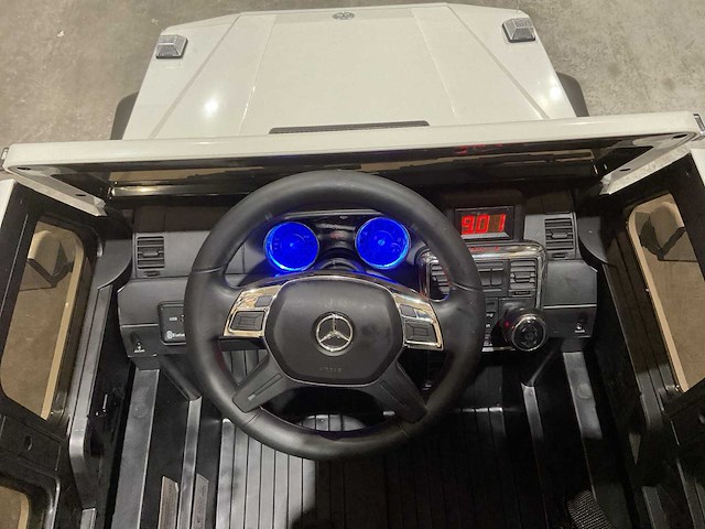 Mercedes benz g63 amg 6x6 elektrische kinderauto - afbeelding 10 van  53