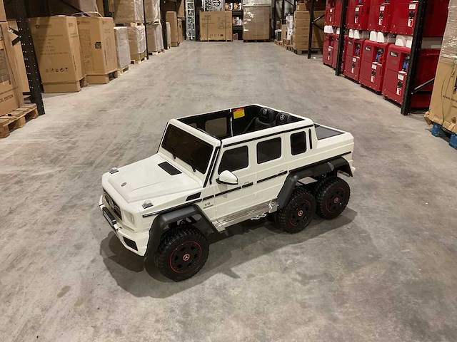 Mercedes benz g63 amg 6x6 elektrische kinderauto - afbeelding 1 van  53