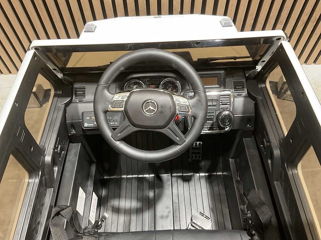 Mercedes benz g63 amg 6x6 elektrische kinderauto - afbeelding 22 van  53