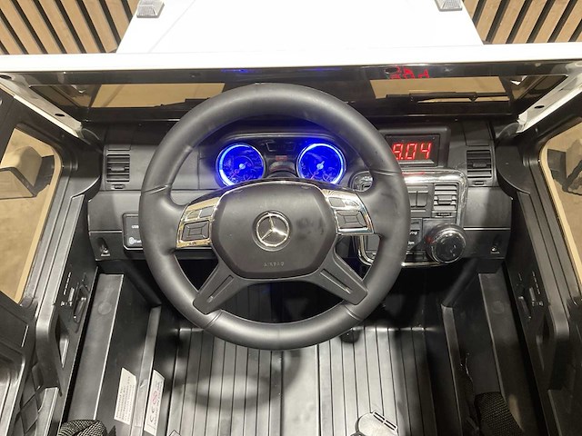 Mercedes benz g63 amg 6x6 elektrische kinderauto - afbeelding 16 van  34