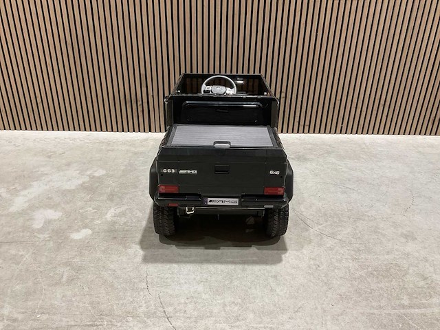 Mercedes benz g63 amg 6x6 elektrische kinderauto - afbeelding 19 van  38