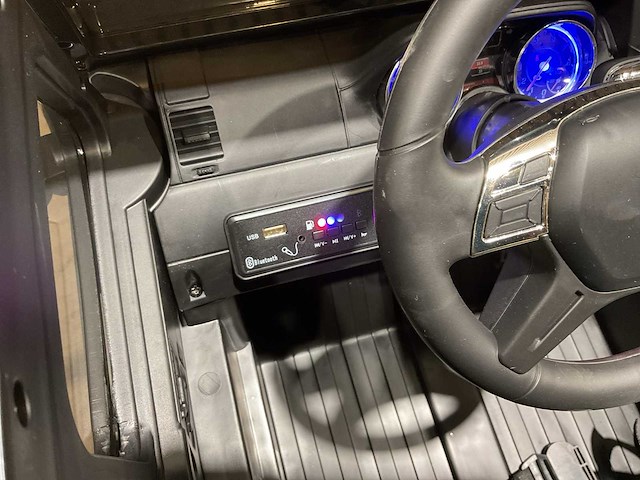 Mercedes benz g63 amg 6x6 elektrische kinderauto - afbeelding 25 van  59