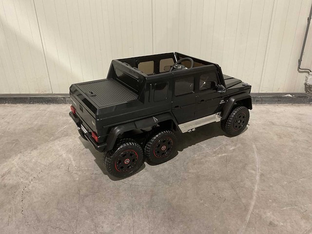 Mercedes benz g63 amg 6x6 elektrische kinderauto - afbeelding 40 van  59